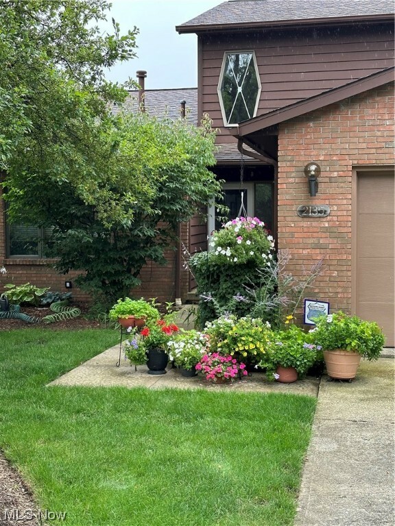 Property Photo:  2135 Prestwick Drive  OH 44685 