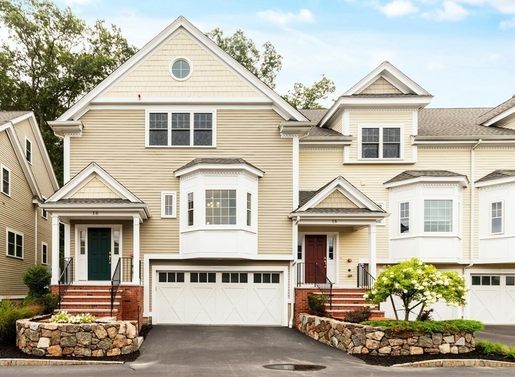 Property Photo: 10 Murray Ave 16 MA 01803