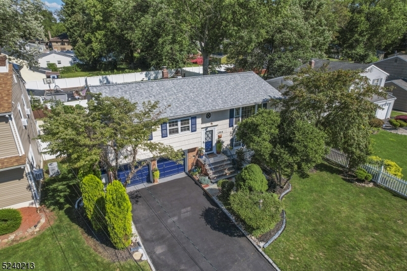 Property Photo: 1307 Field Ave NJ 07060