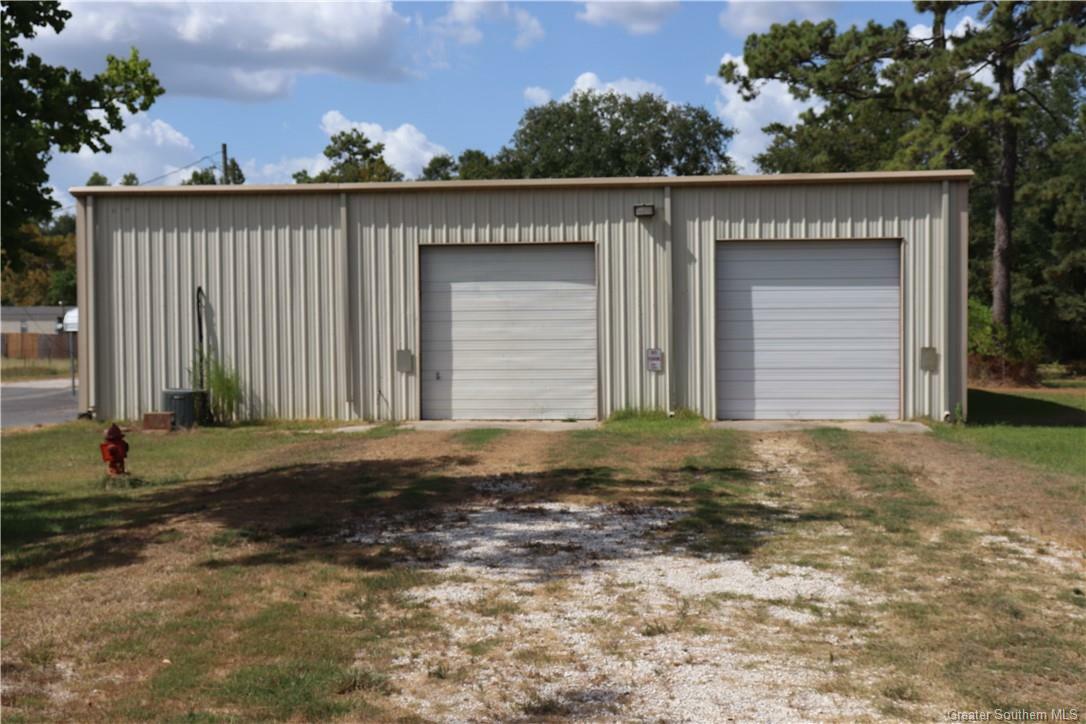 Property Photo:  789 W Houston River Road  LA 70663 