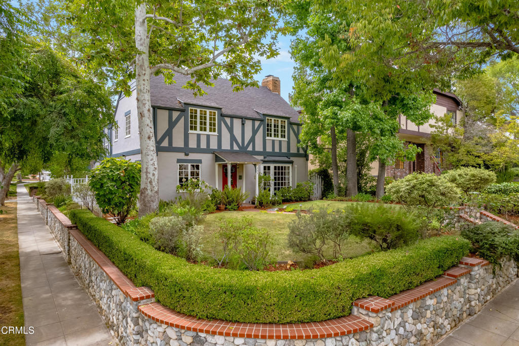 Property Photo:  285 Glen Summer Road  CA 91105 