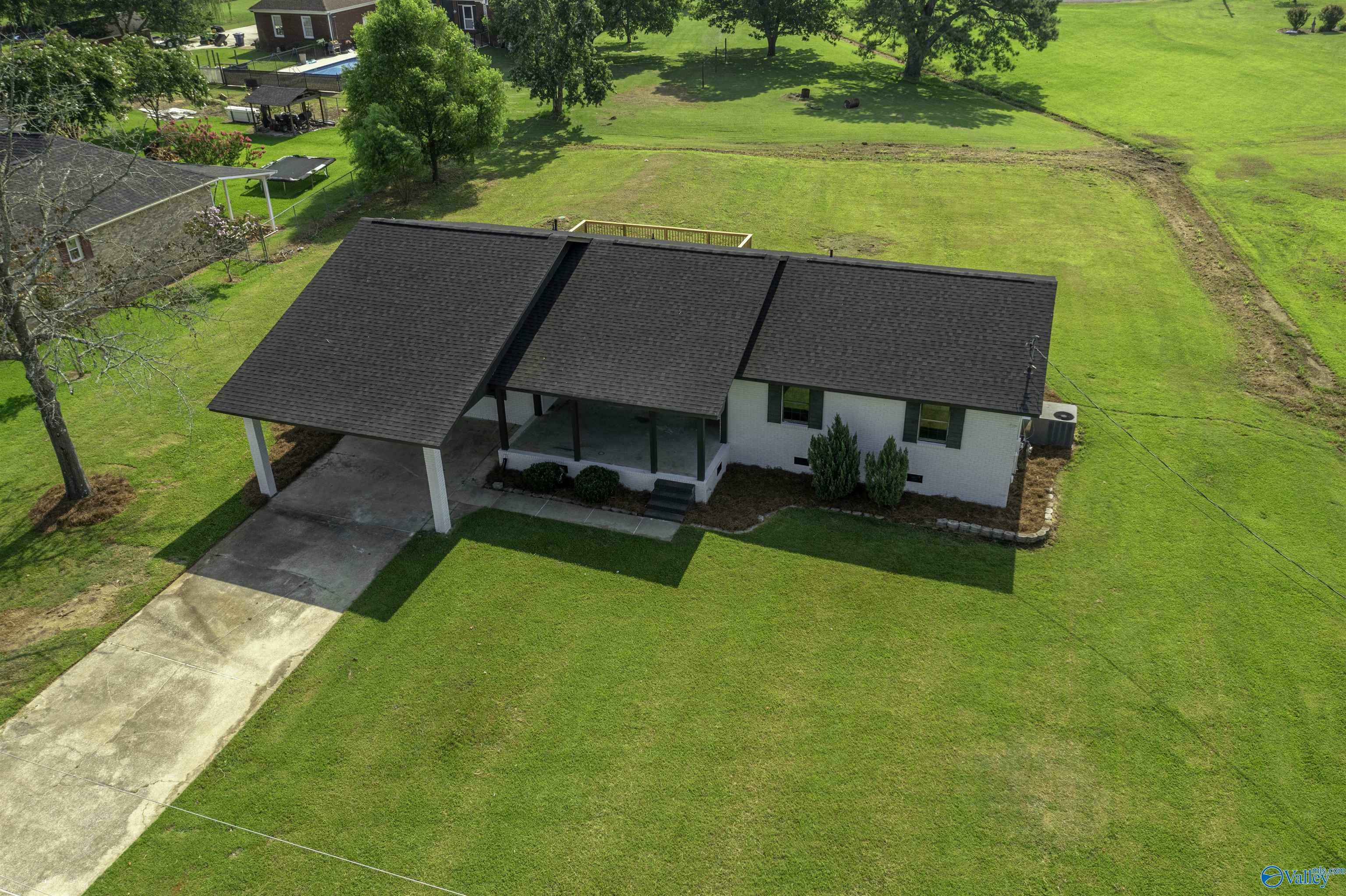 Property Photo: 1405 Burger Circle AL 35903