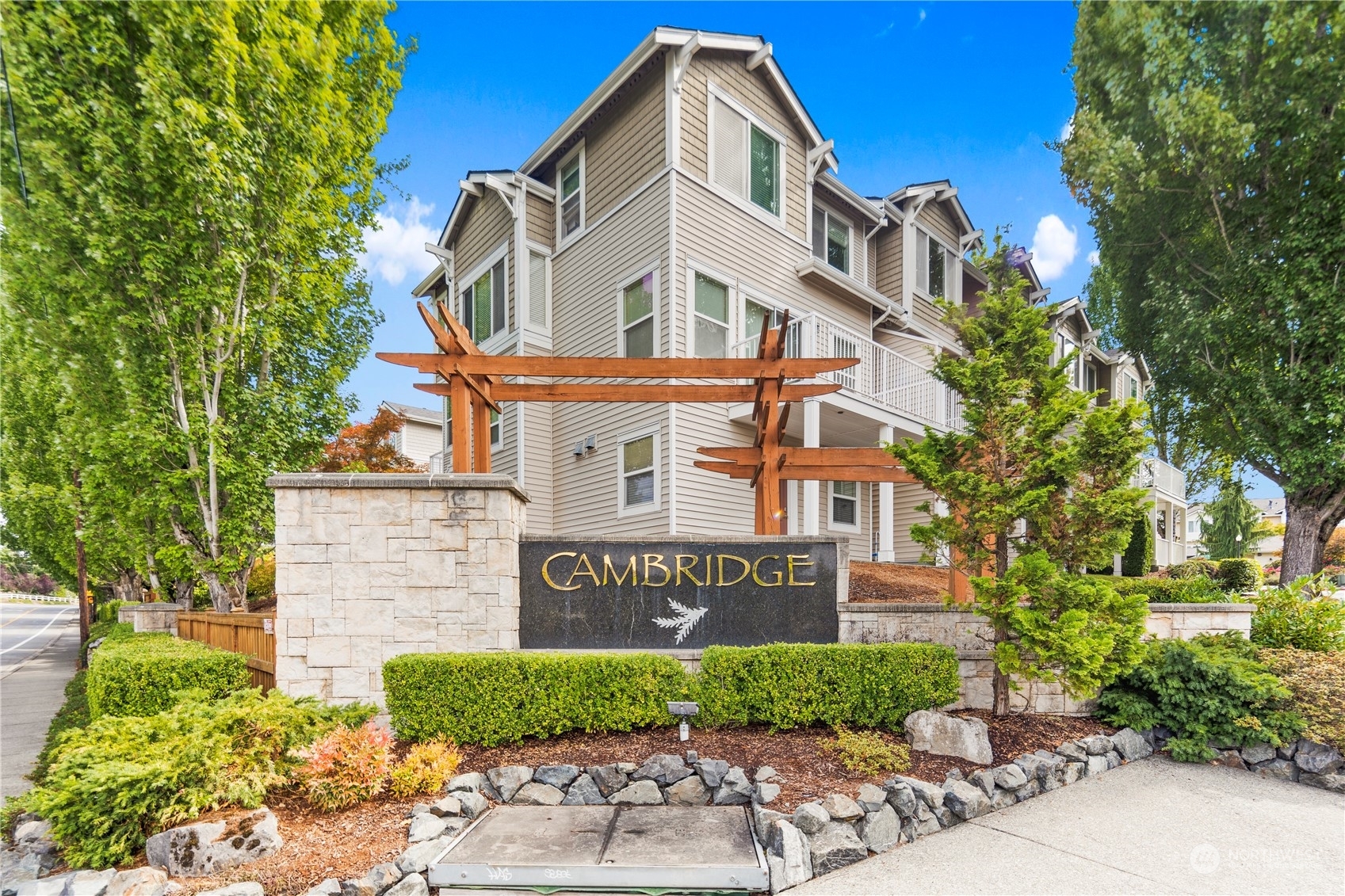 Property Photo: 16308 118th Lane NE 41-3 WA 98011