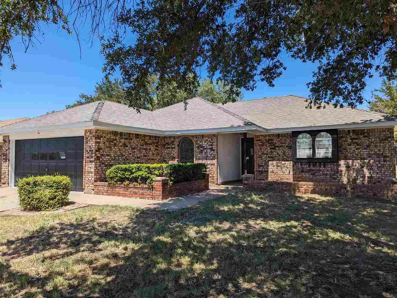 Property Photo:  5132 Langford Lane  TX 76310 