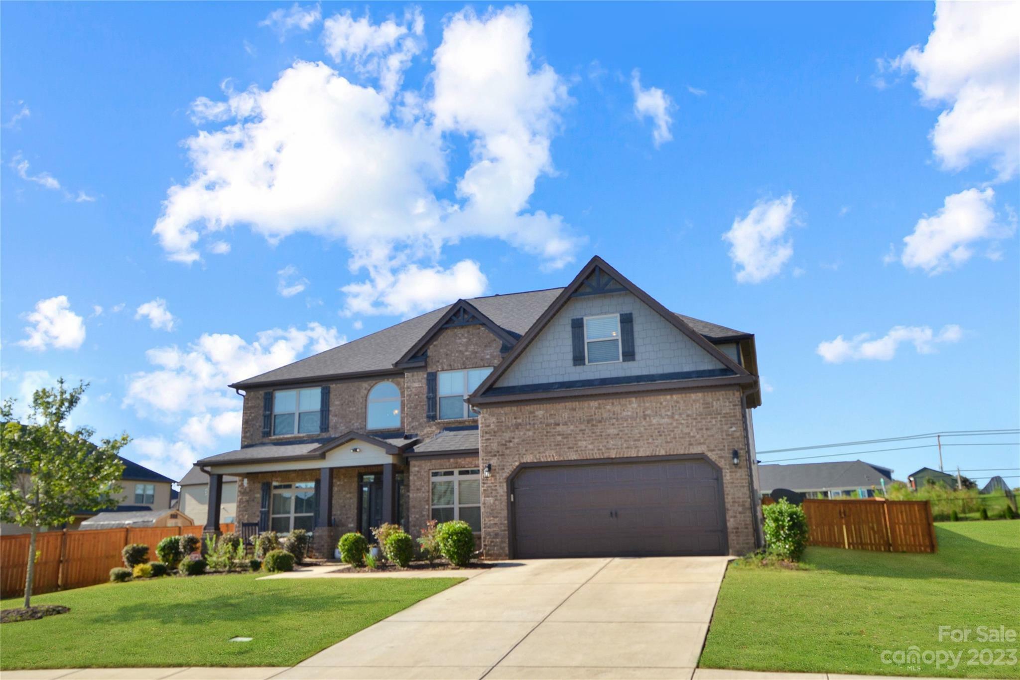 Property Photo: 105 W Longfield Lane 6 SC 29388