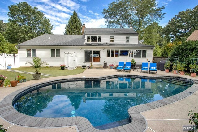 Property Photo: 569 Barr Court NJ 07675