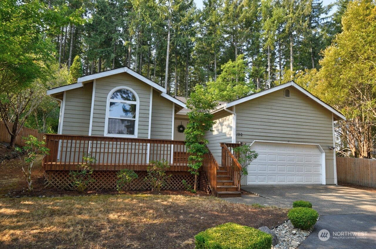 Property Photo:  190 E Road Of Tralee  WA 98584 