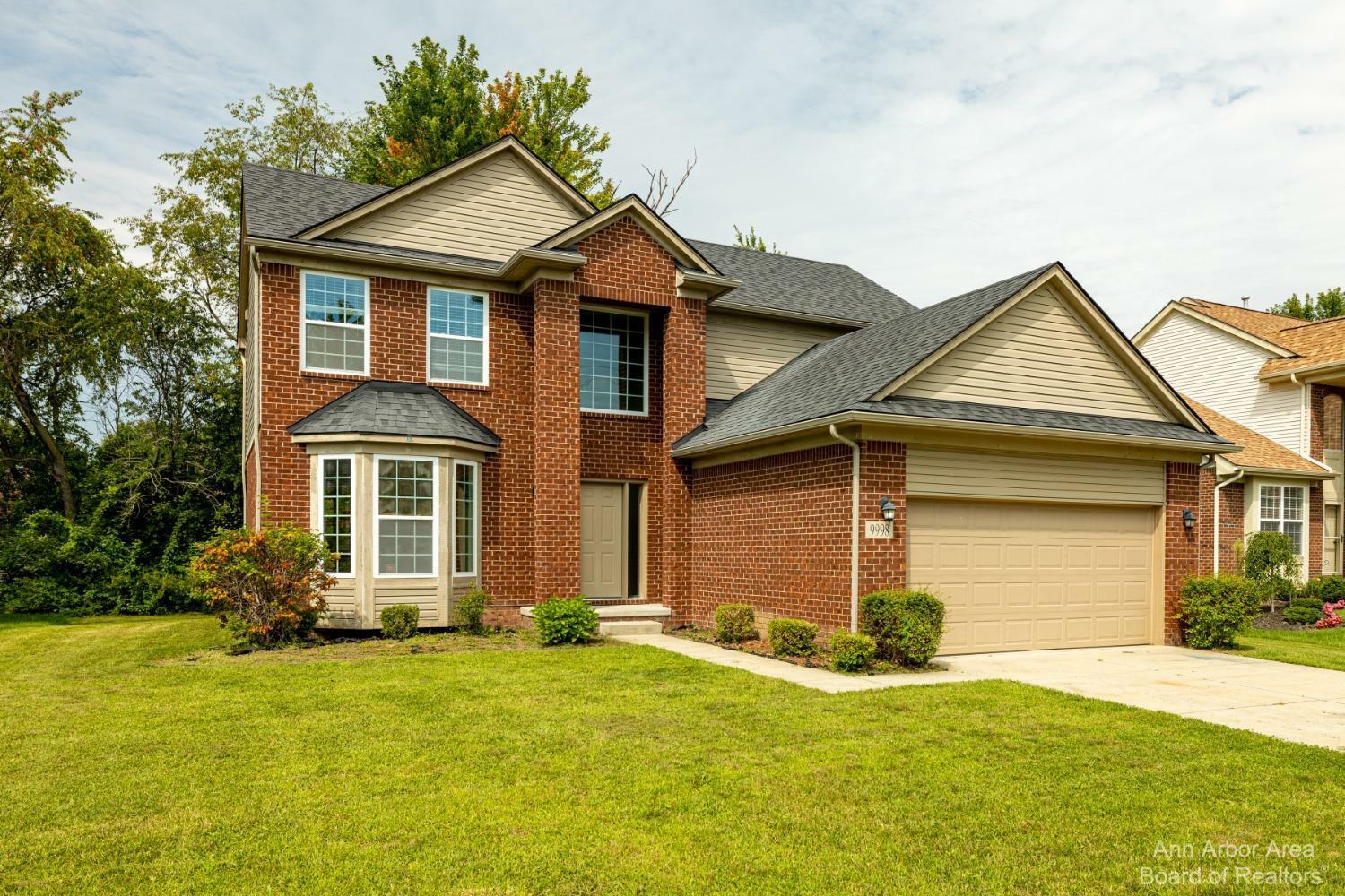 Property Photo: 9998 Rolan Meadows Drive MI 48111