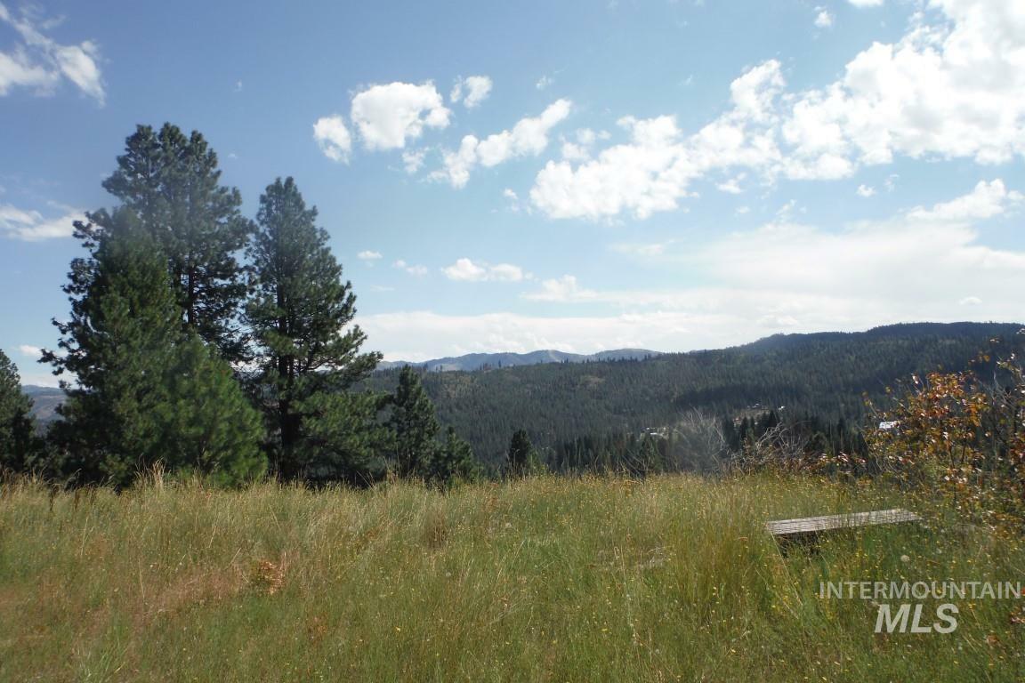 Property Photo:  93 Sperry Lode Loop  ID 83716 