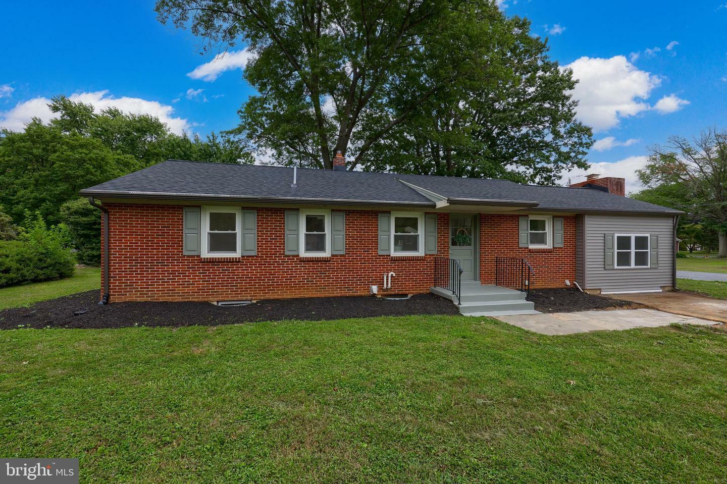 Property Photo:  351 Maxson Road  PA 17601 