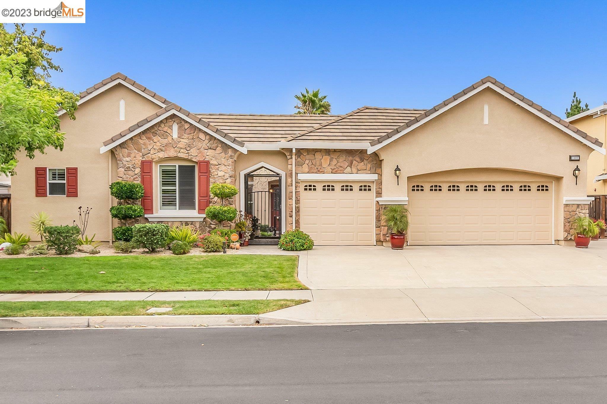 Property Photo: 1109 Teal Ct CA 94513