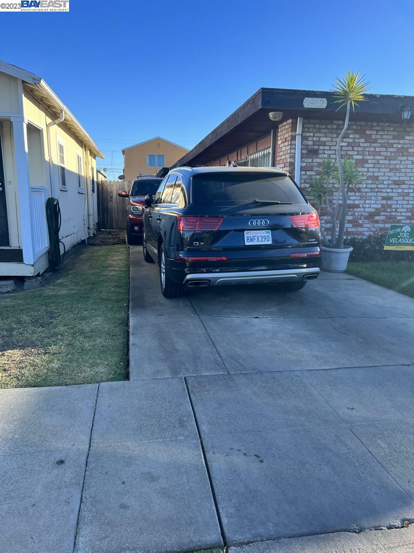 Property Photo: 1912 102nd Ave CA 94603