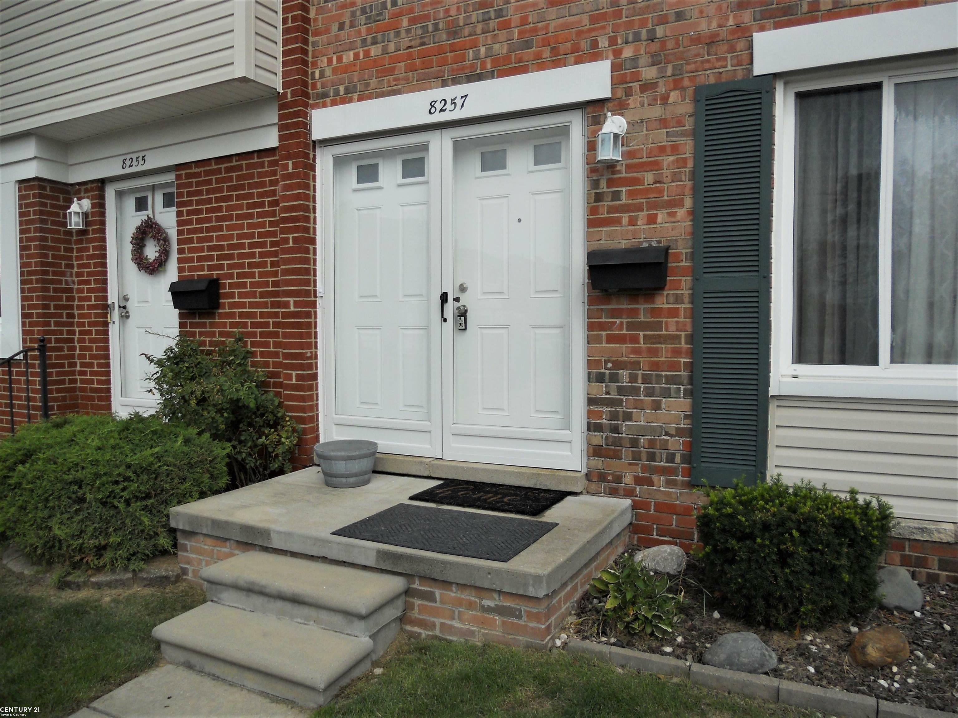 Property Photo: 8257 Dartmouth MI 48093