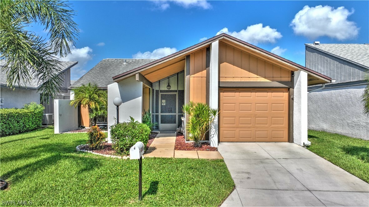 Property Photo:  18450 Orangecrest Court  FL 33936 