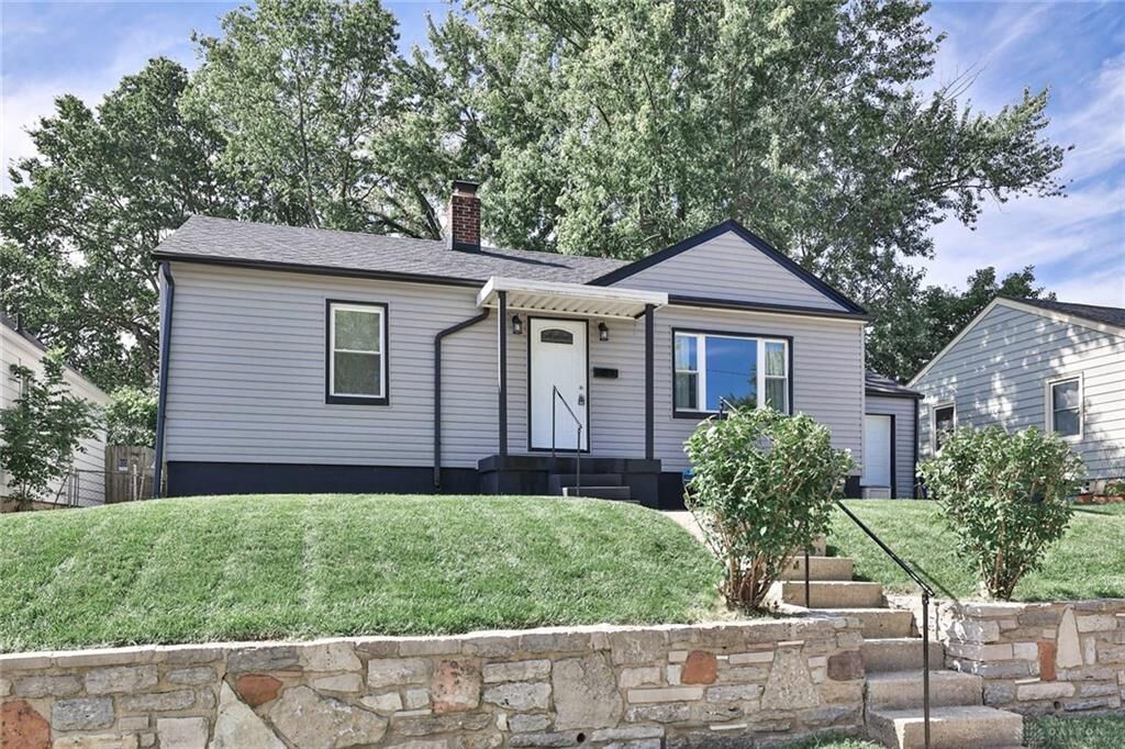 Property Photo: 4136 Woodcliffe Avenue OH 45420