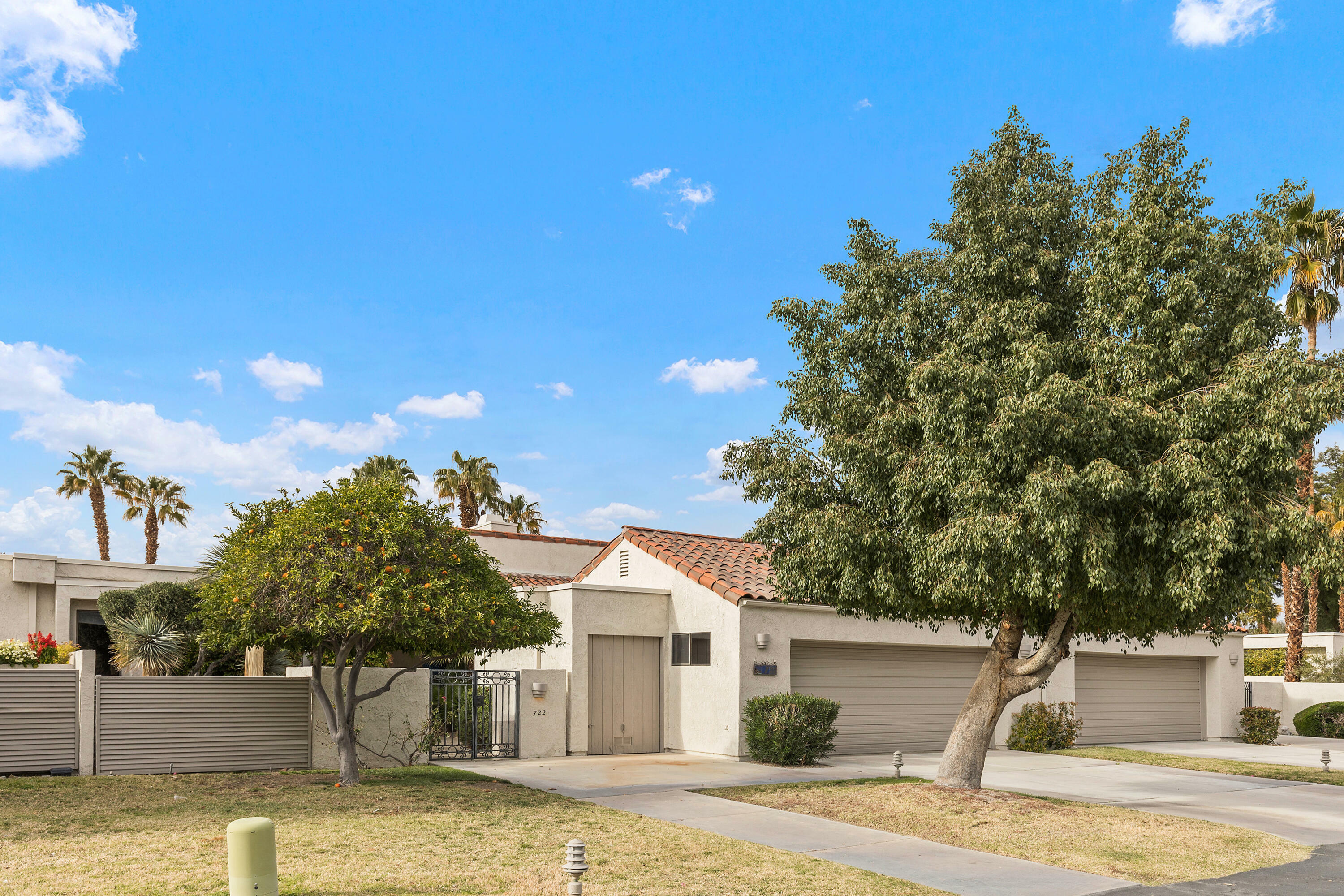 Property Photo:  722 Inverness Drive  CA 92270 