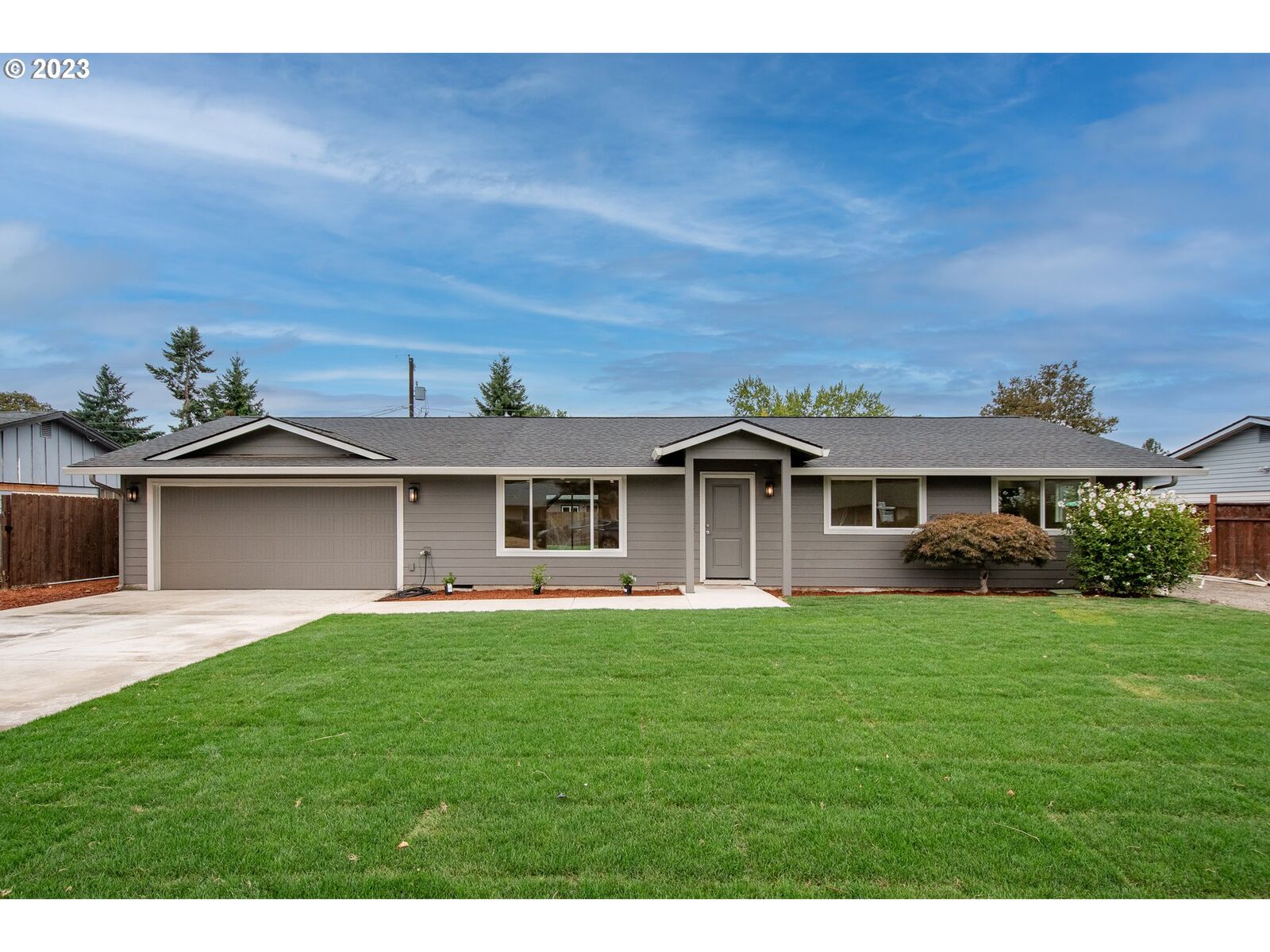 Property Photo: 8420 NE Lewis Dr WA 98662