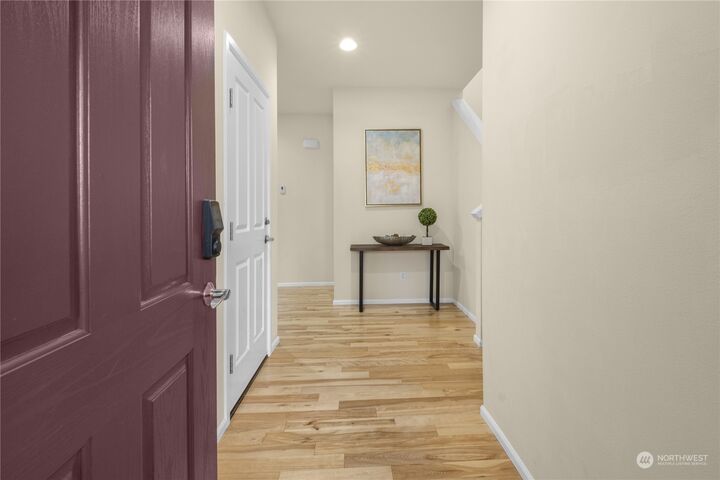 Property Photo: 27552 212th Place SE WA 98038