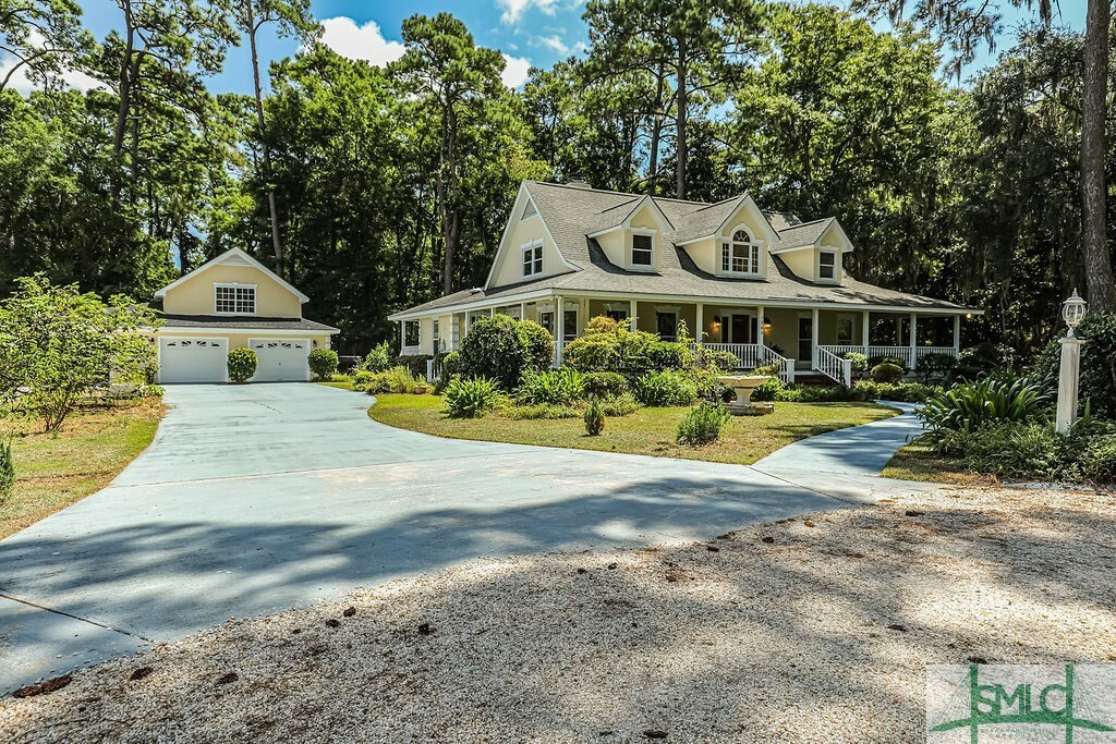 Property Photo:  1345 Wilmington Island Road  GA 31410 