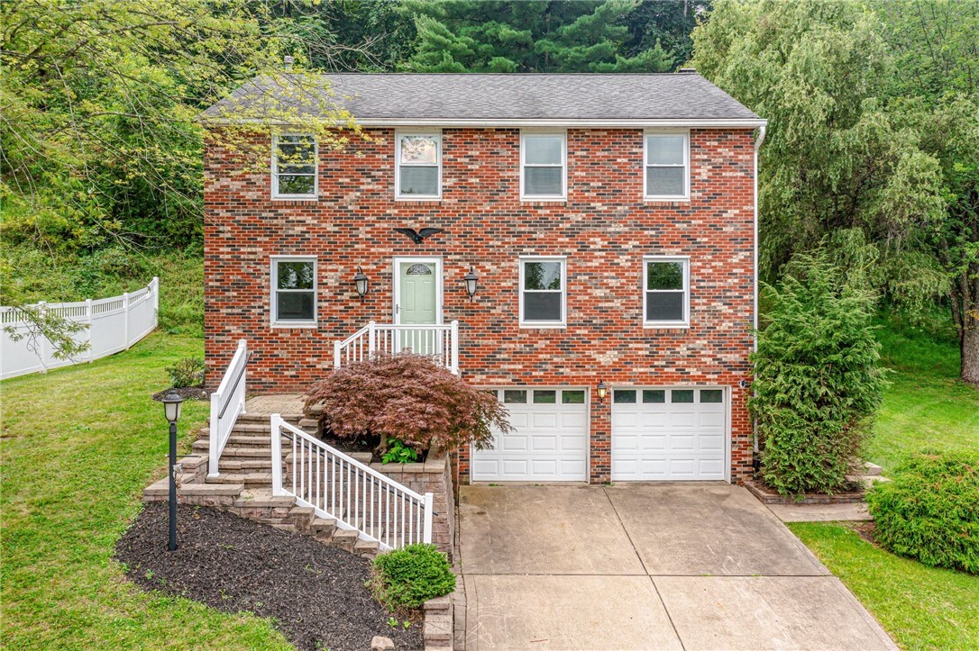 Property Photo: 124 Pagoda Drive PA 15146