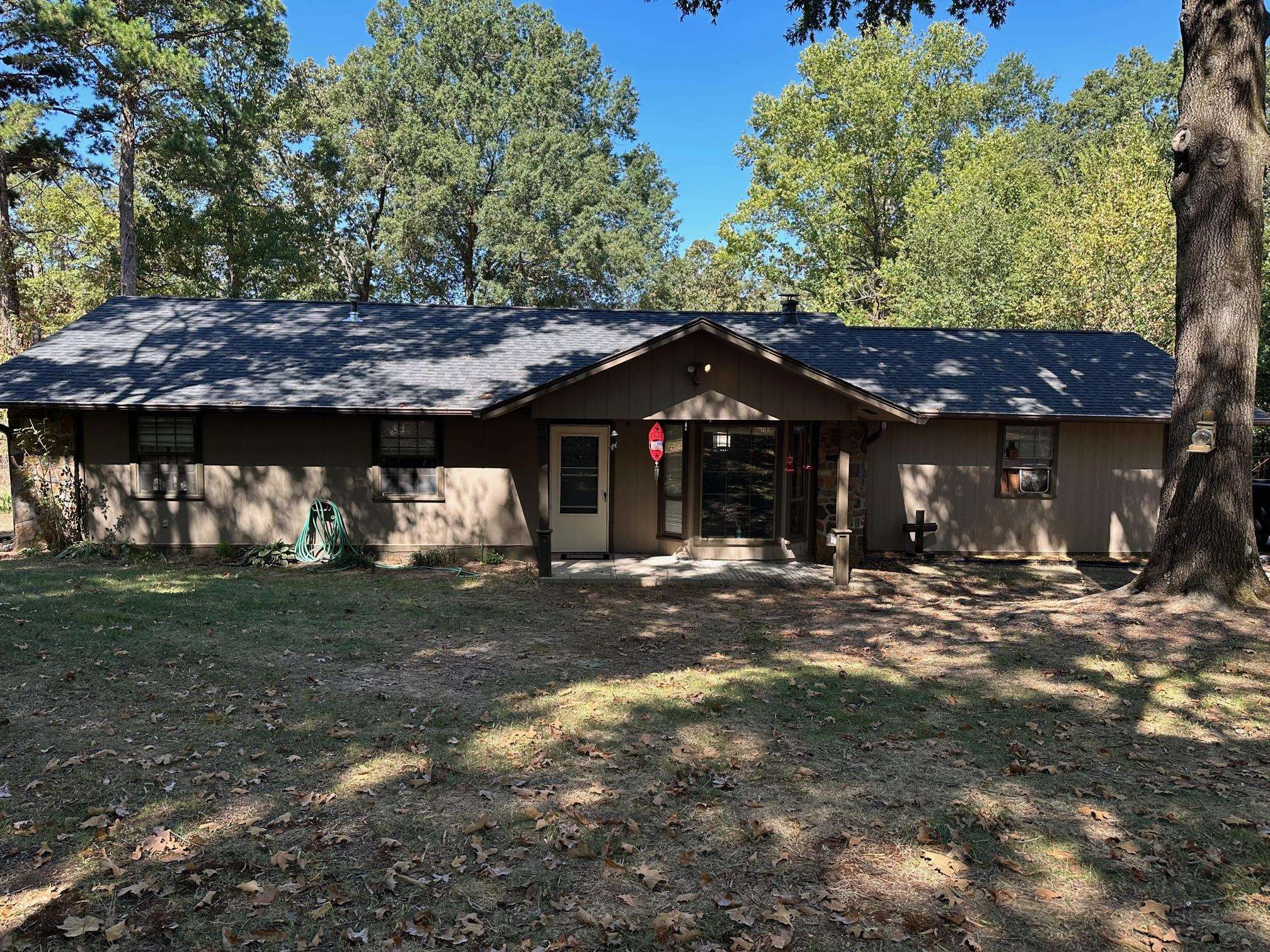 Property Photo:  104 Lawrence Landing  AR 72032 