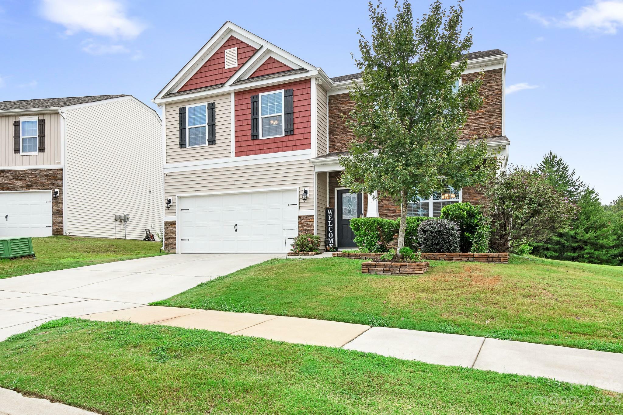 Property Photo: 134 N Cromwell Drive NC 28115