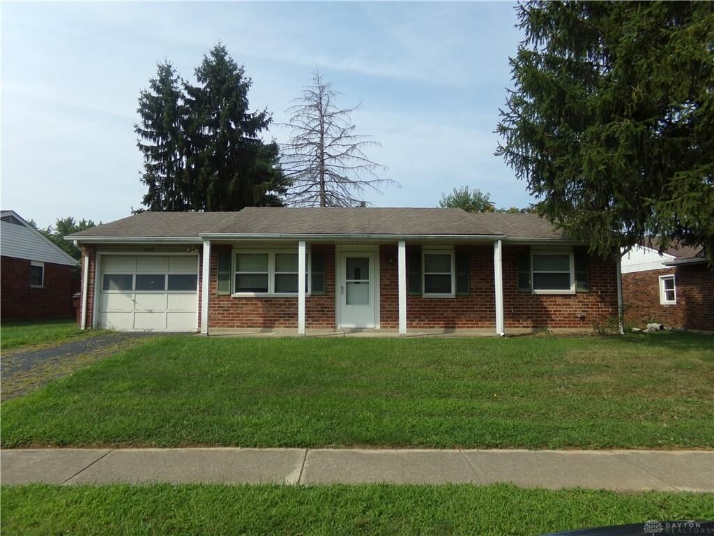 Property Photo: 1080 Arkansas Drive OH 45385
