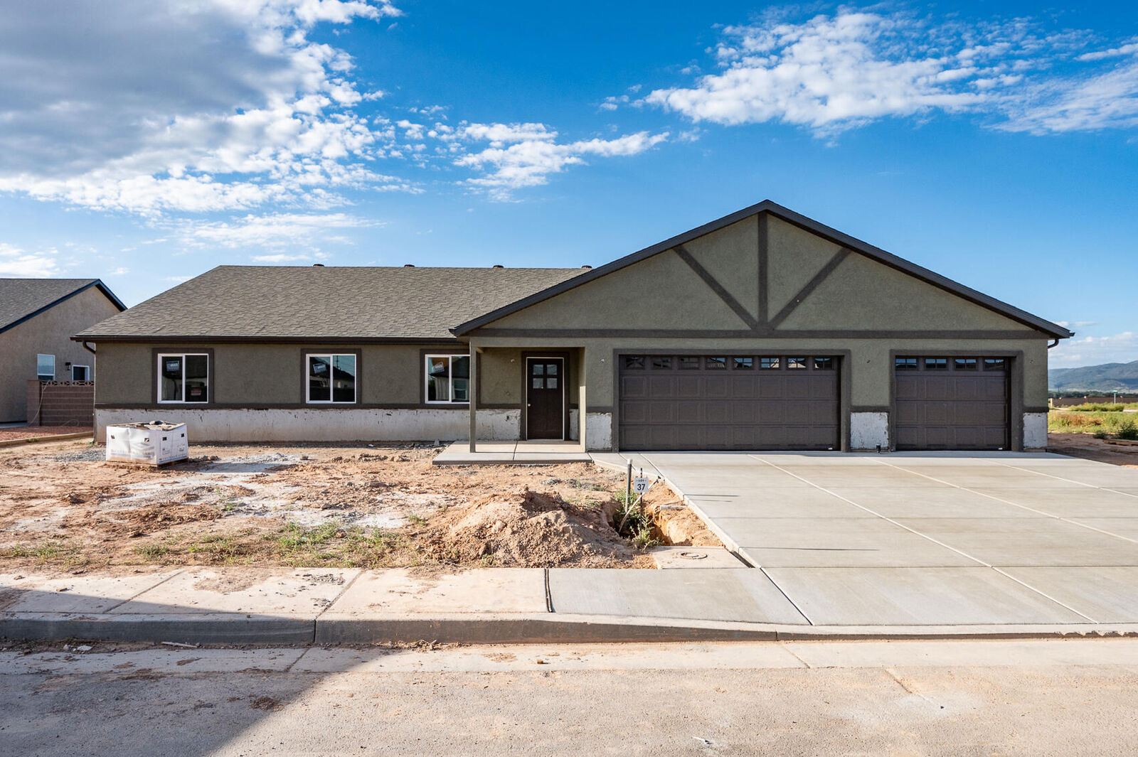 Property Photo:  4319 W 275 N. Cir N  UT 84720