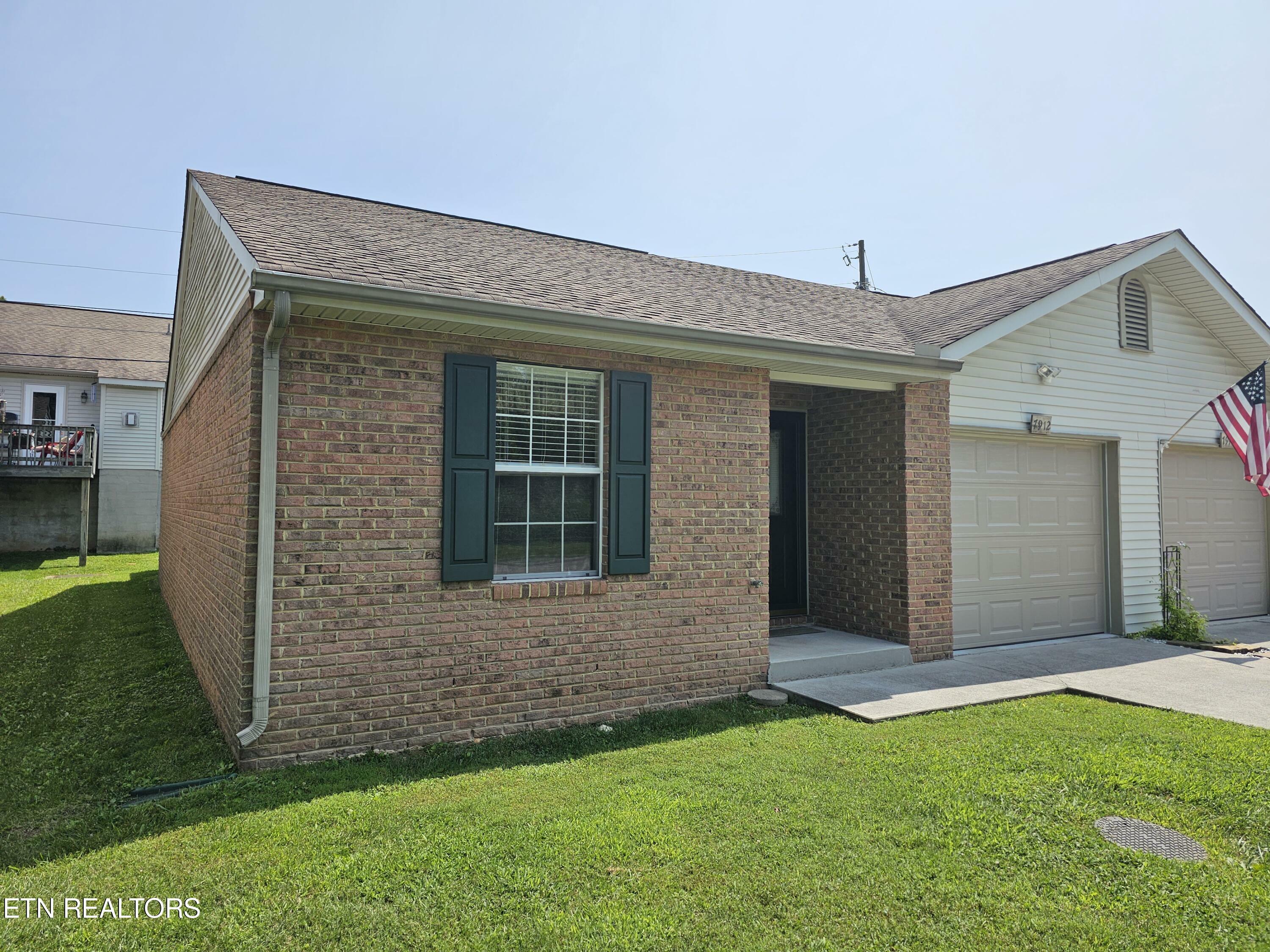 Property Photo:  7912 Montbridge Way  TN 37849 