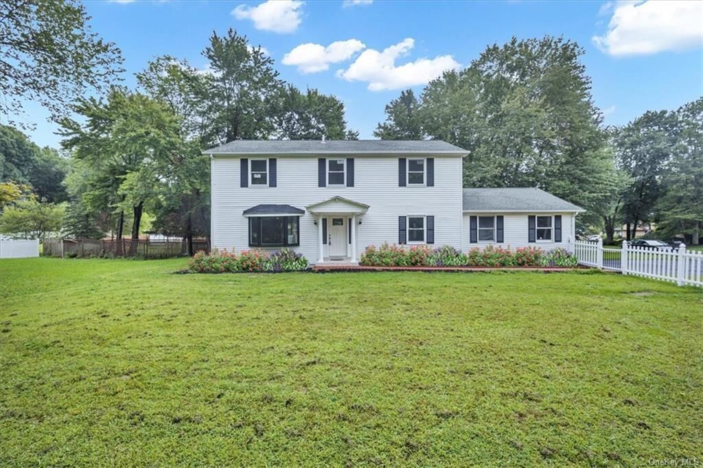 Property Photo:  1 Schnabl Court  NY 12590 