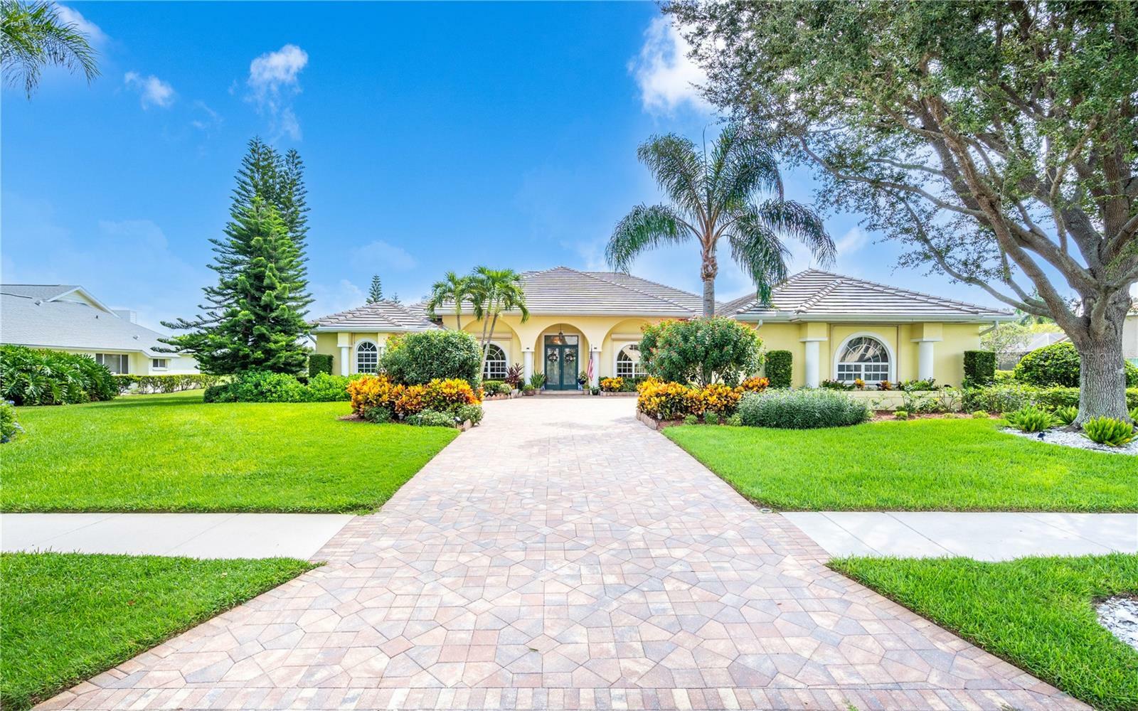 8888 Misty Creek Drive  Sarasota FL 34241 photo