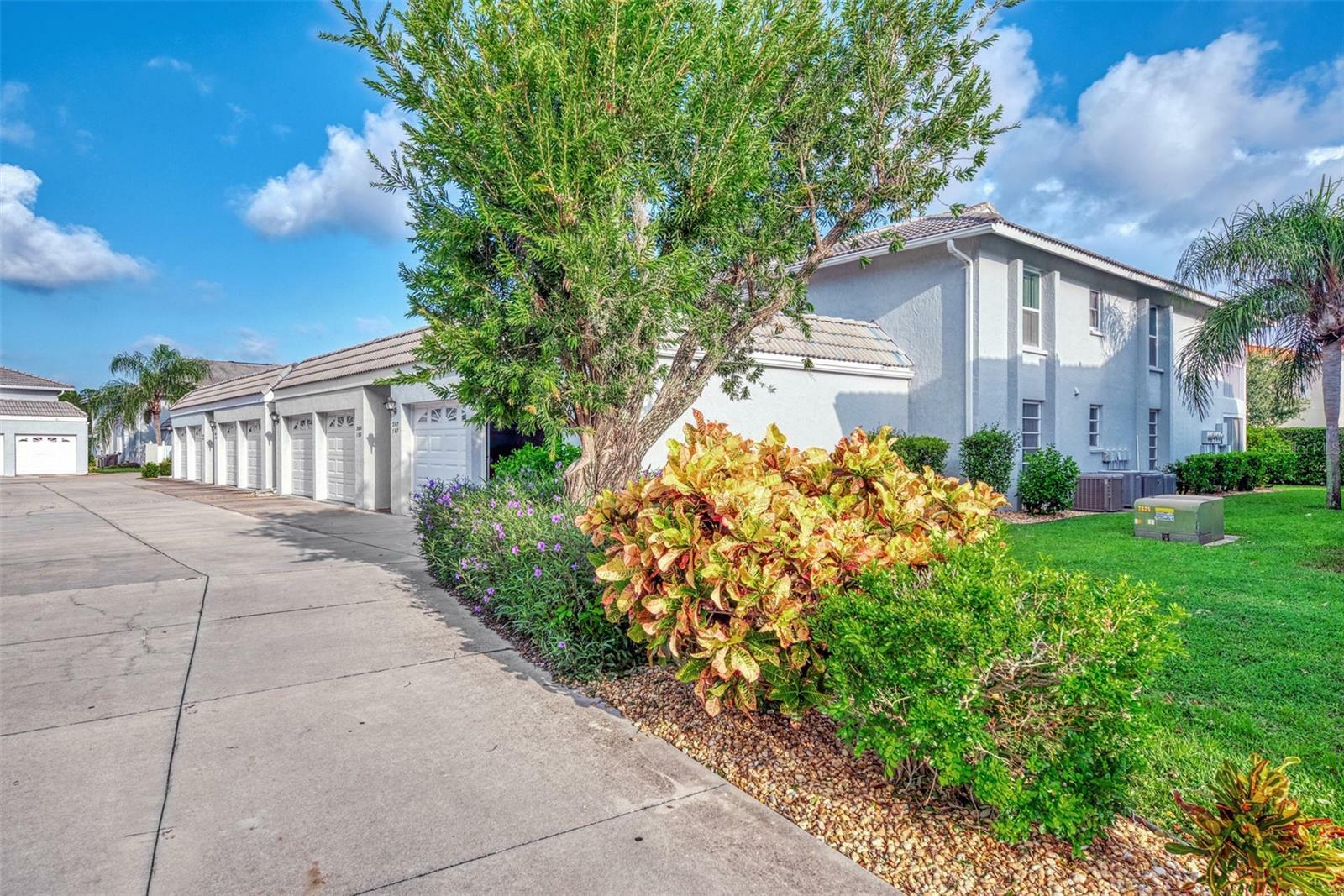 Property Photo:  1041 Capri Isles Boulevard 109  FL 34292 