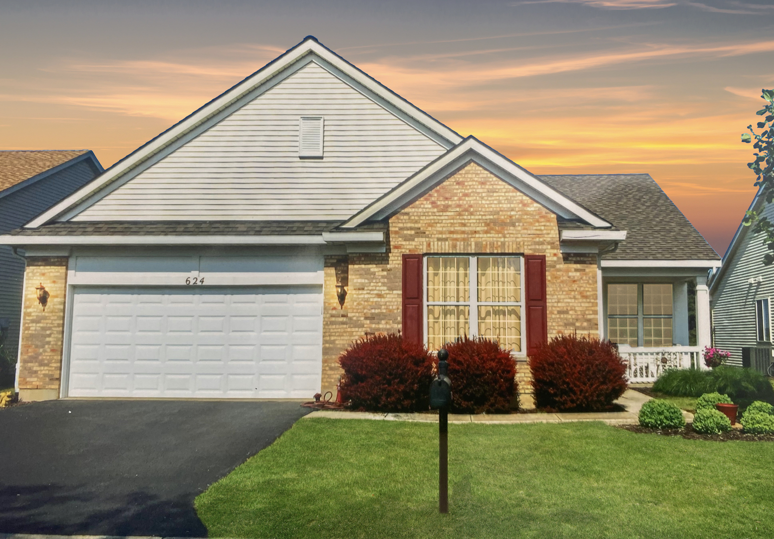 Property Photo: 624 Bridgeman Lane IL 60446