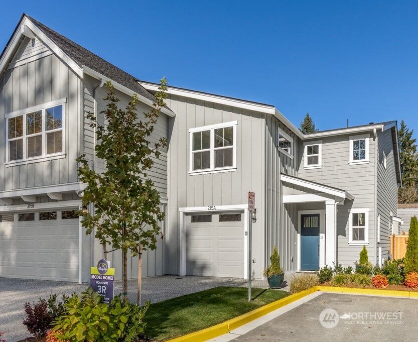 3 bed Lynnwood home for sale 215 A 151st Street SW 3A, Lynnwood, WA 98087