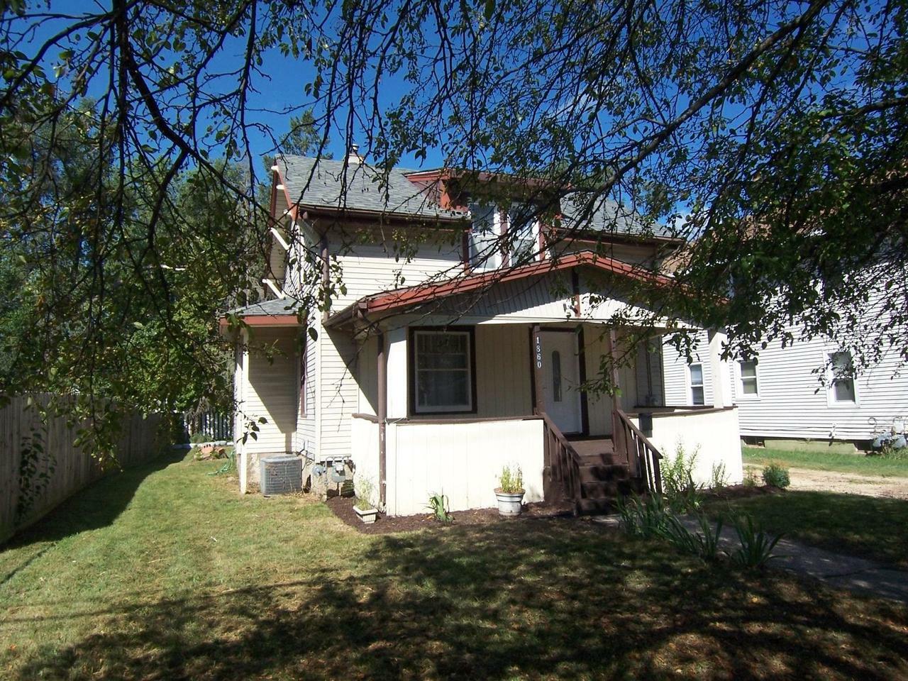Property Photo: 1860 Park Ave. Avenue WI 53511