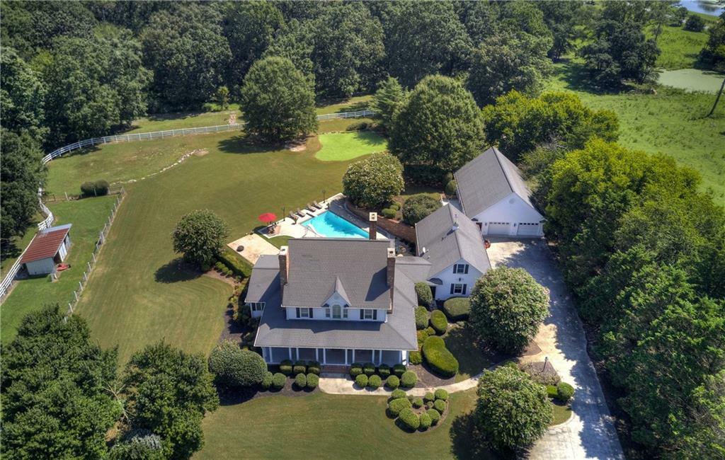 Property Photo: 171 School House Road NE GA 30701