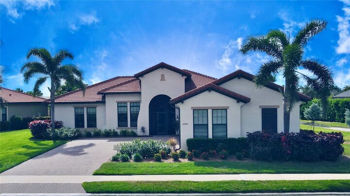 Property Photo:  10724 Ironbridge Drive  FL 34293 