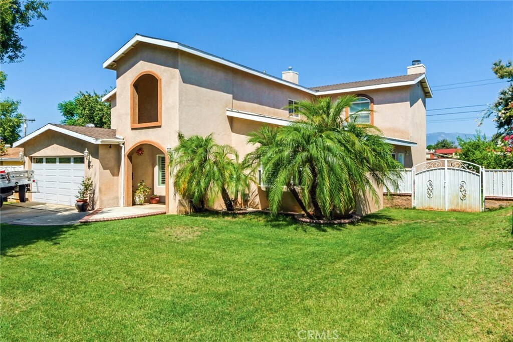Property Photo:  507 San Jacinto Street  CA 92373 