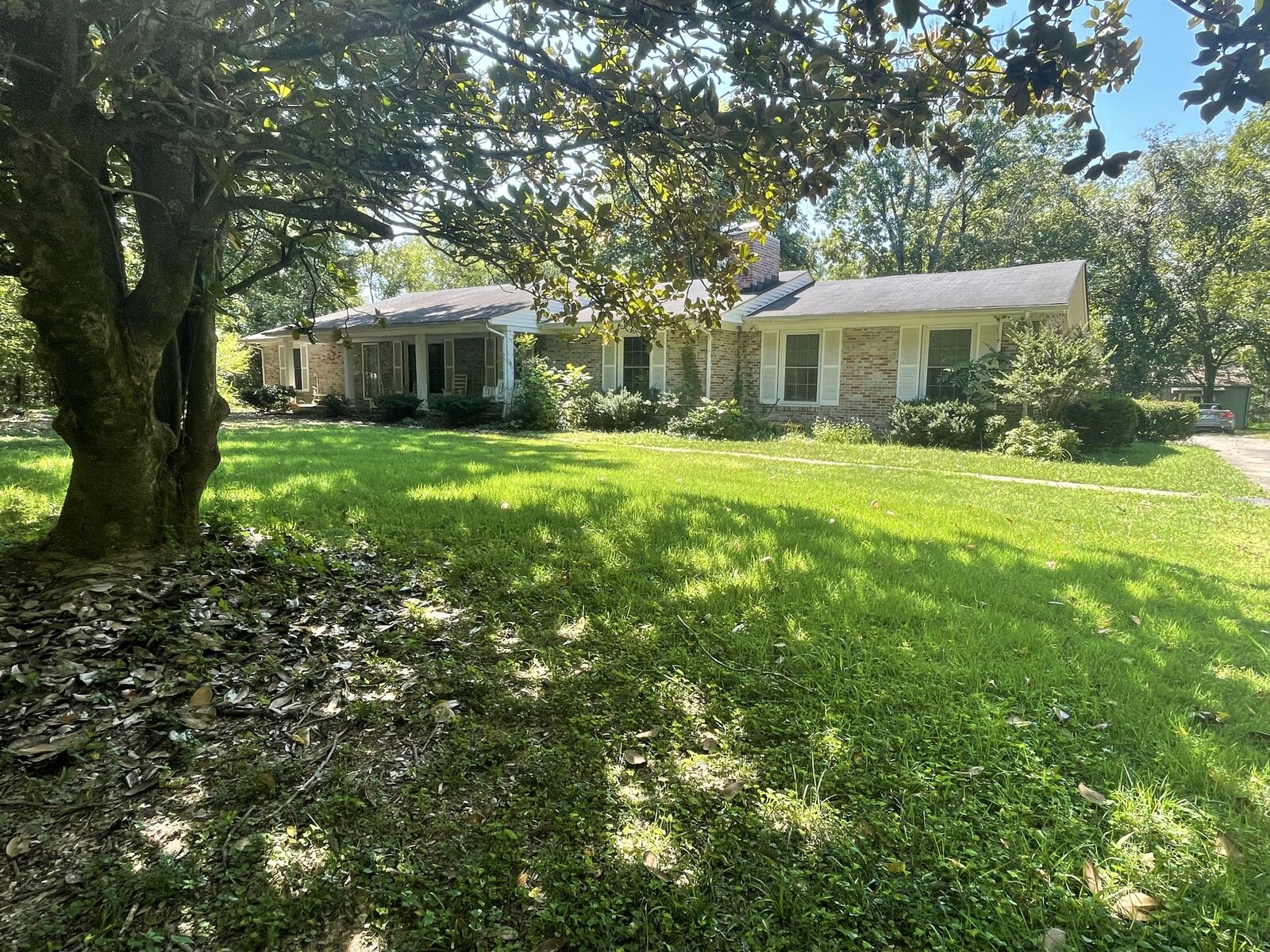 Property Photo:  1934 Tulip Hill Drive  TN 37127 