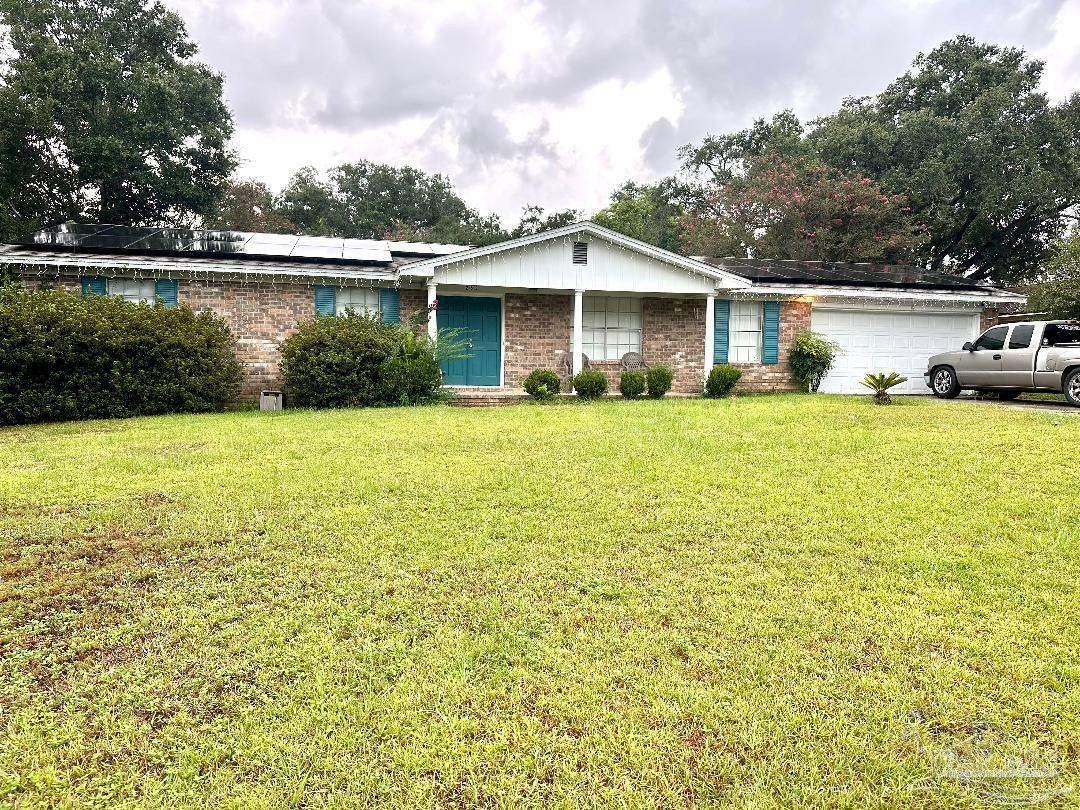 Property Photo:  262 Bordeaux St  FL 32503 