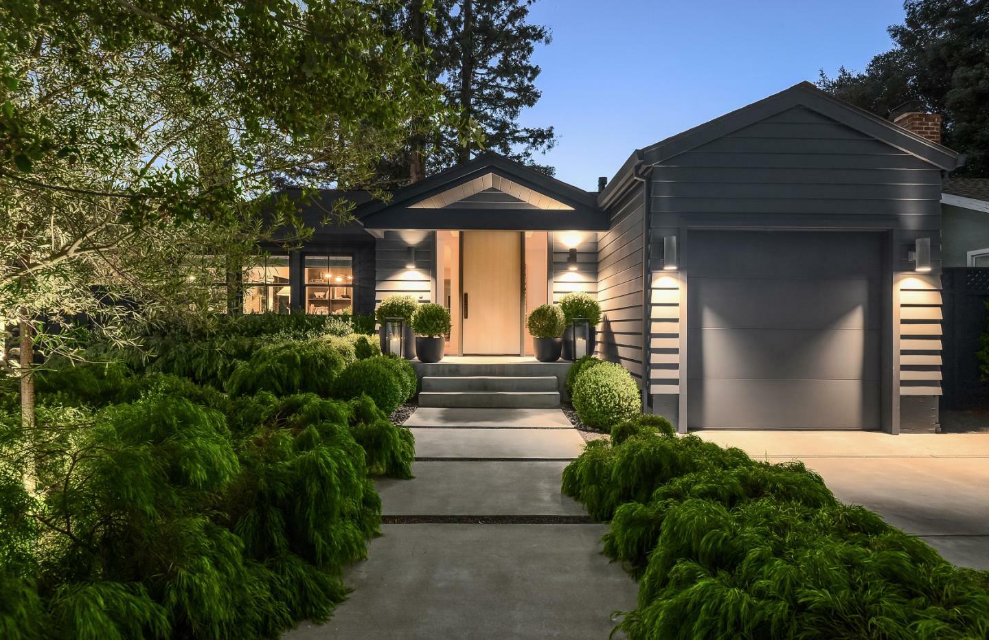 Property Photo: 1029 Ringwood Avenue CA 94025