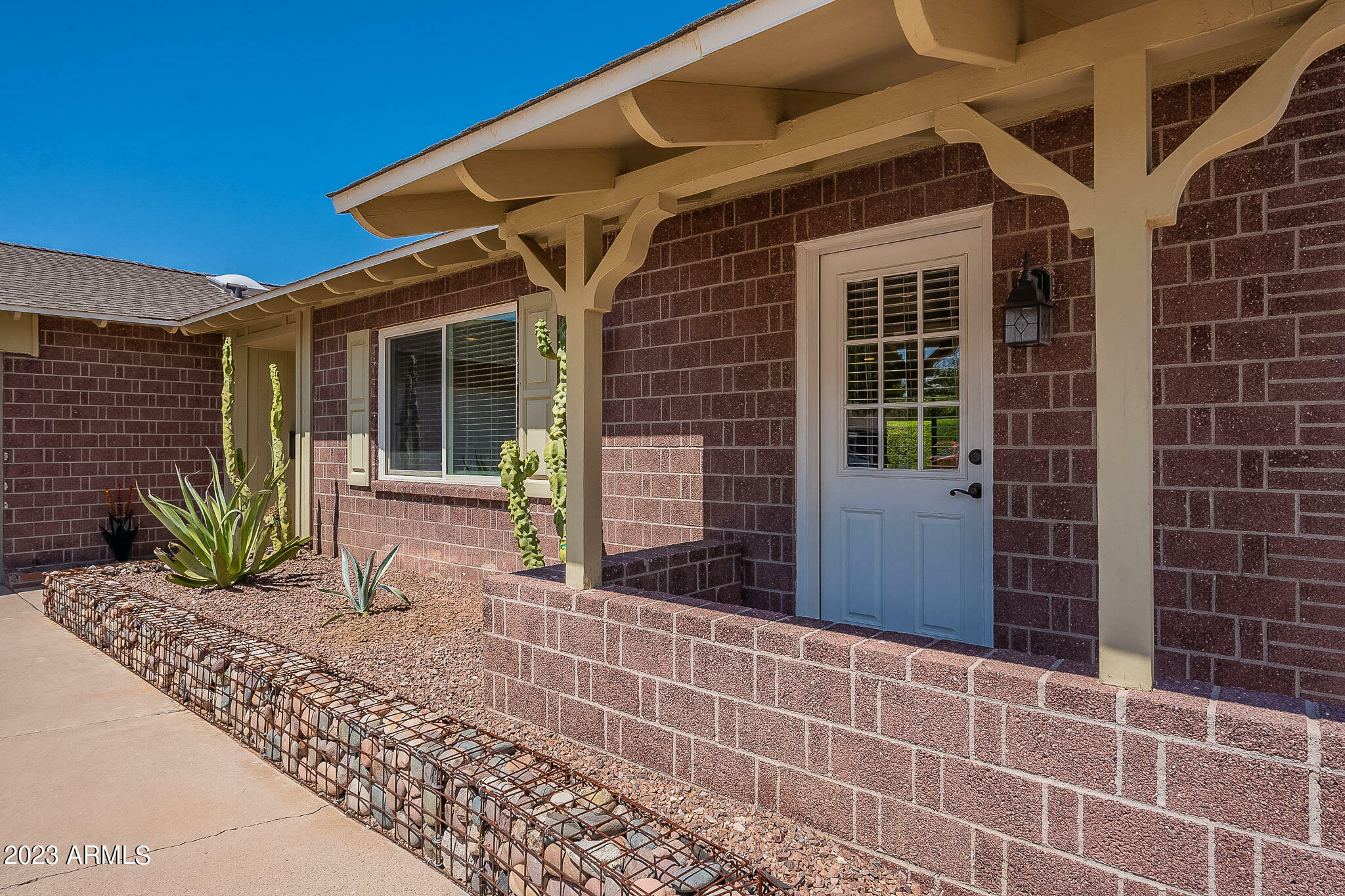 Property Photo: 8738 E Buena Terra Way AZ 85250