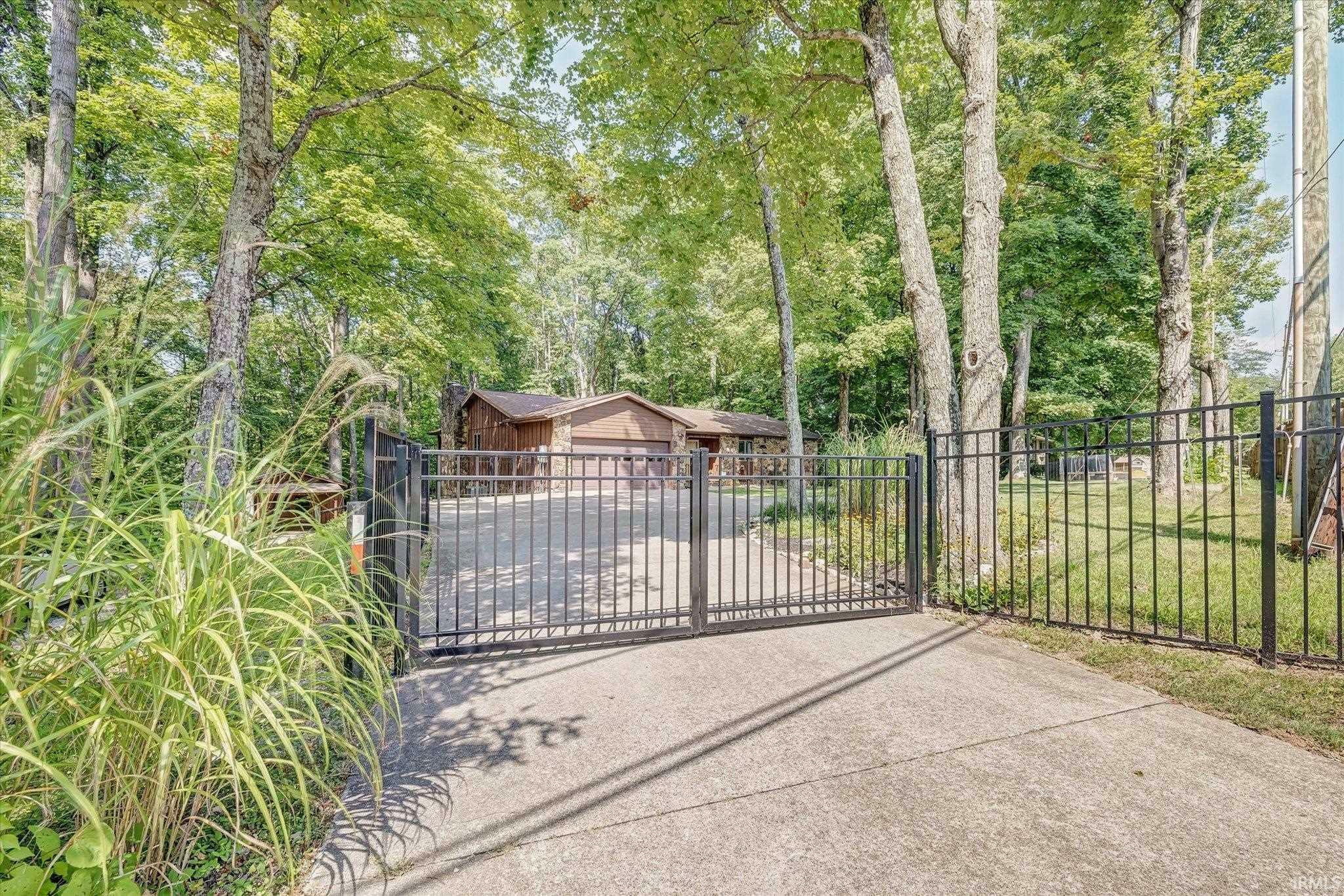 Property Photo: 6115 E State Road 46 Road IN 47401