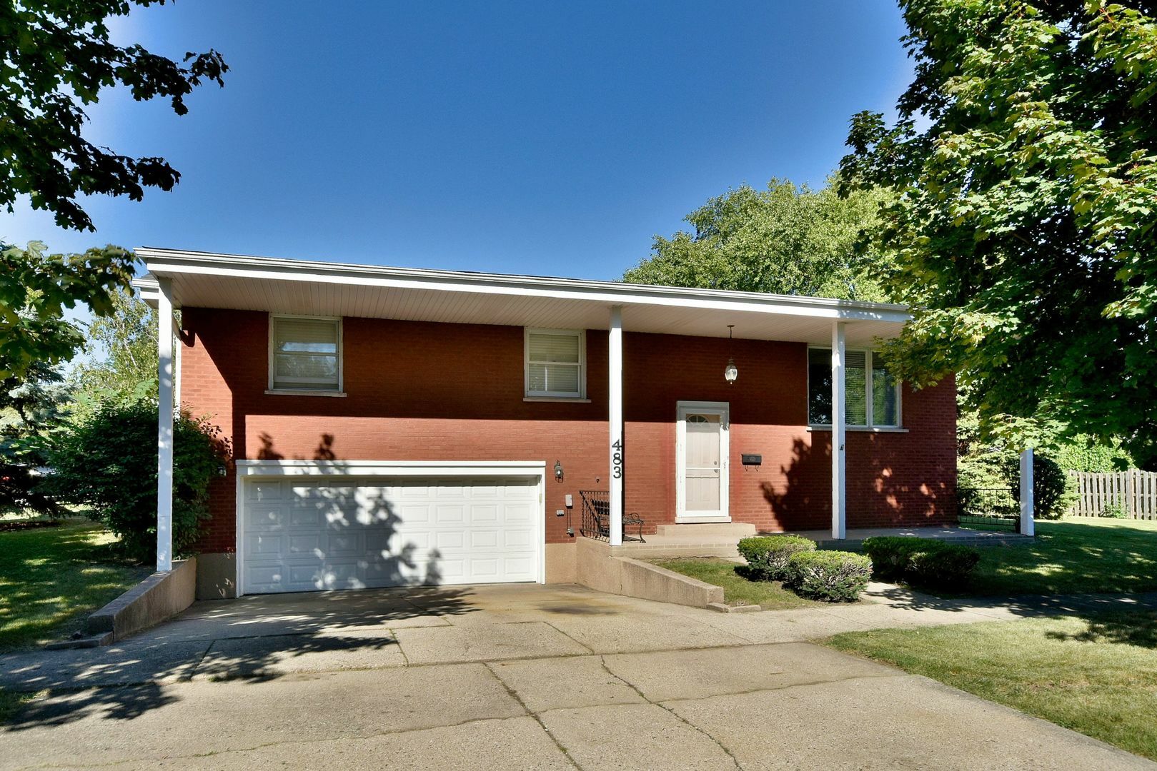 Property Photo: 483 Forest Preserve Drive IL 60191
