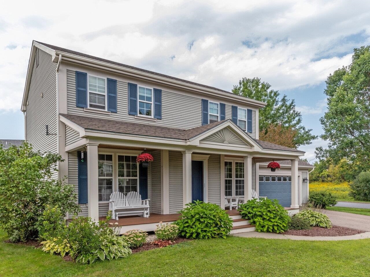 Property Photo: 1 Pomfret Lane VT 05452