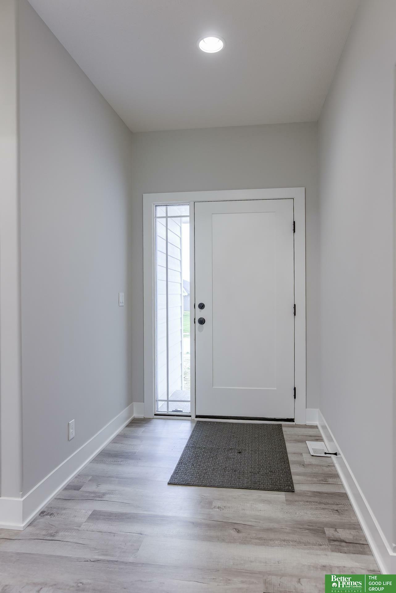 Property Photo: 20804 Ellison Avenue NE 68022
