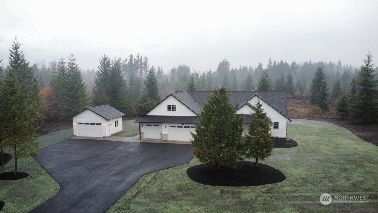 Property Photo:  11418 Elks Lookout Lane SE  WA 98597 