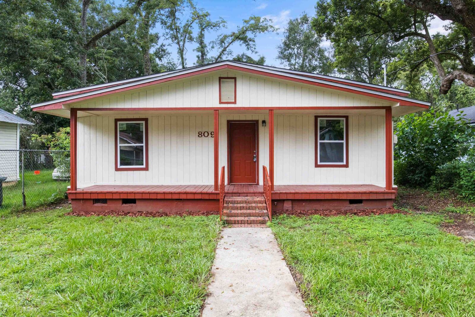 Property Photo:  809 Dover Street  FL 32304 