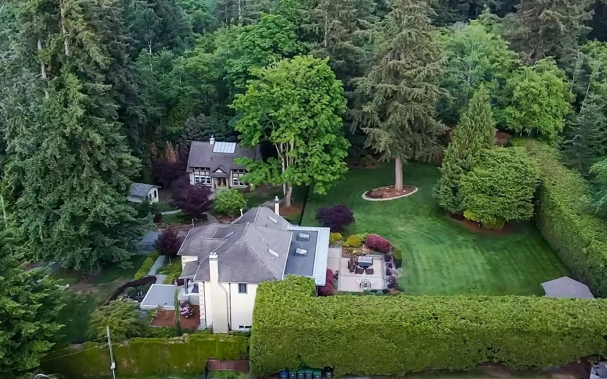 Property Photo: 17174 27A Avenue BC V4P2V4