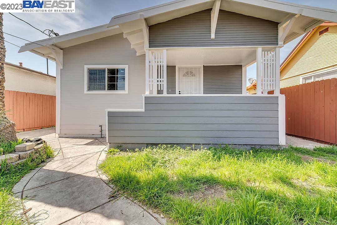 Property Photo: 1321 60th Ave CA 94621